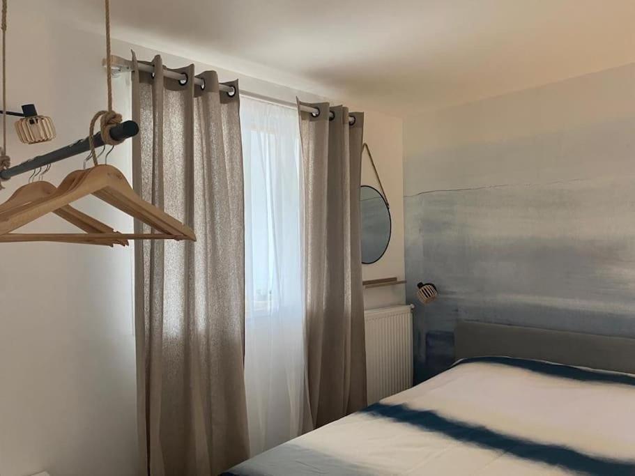 Appartement Cosy Le Saint Gildas, A Proximite Immediate Centre Ville, Place De Stationnement, Netflix Vannes Esterno foto